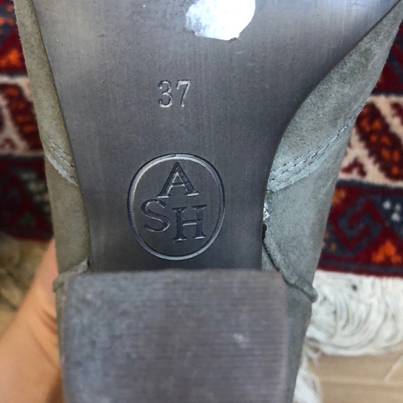 Grey suede Ash booties - Picture 4 of 8